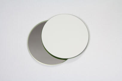 21359_KULATE KAPESNI ZRCATKO S BROUSENOU HRANOUVM